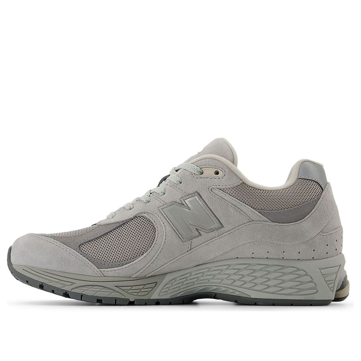 

New Balance 2002R 'Concrete Angora Bisque'