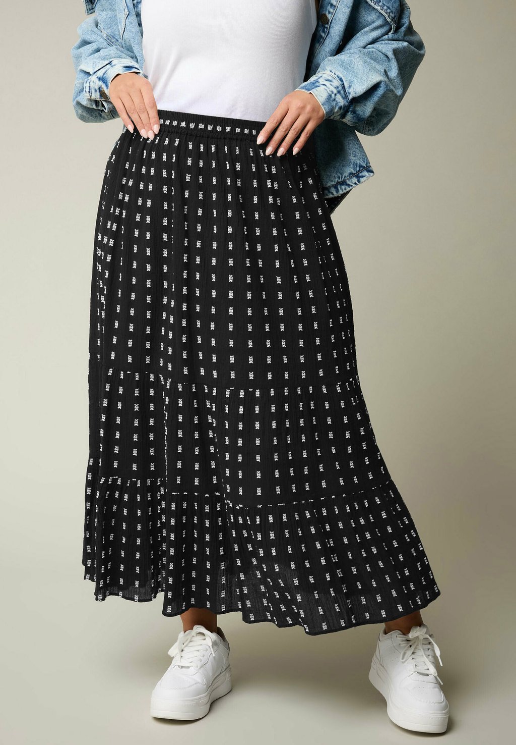 

Юбка макси Yours Clothing, черный