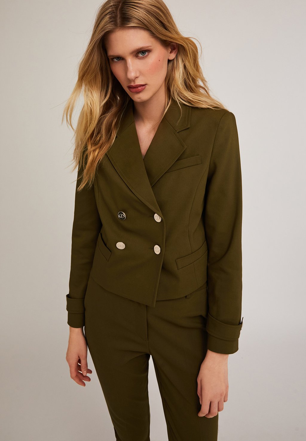 

Блейзер SPENCER Motivi, цвет Verde Militare