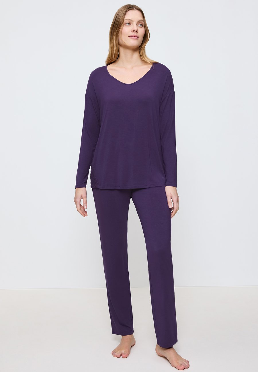 

Пижамный комплект Triumph TIMELESS SENSUALITY SET, Royal Purple/Purple