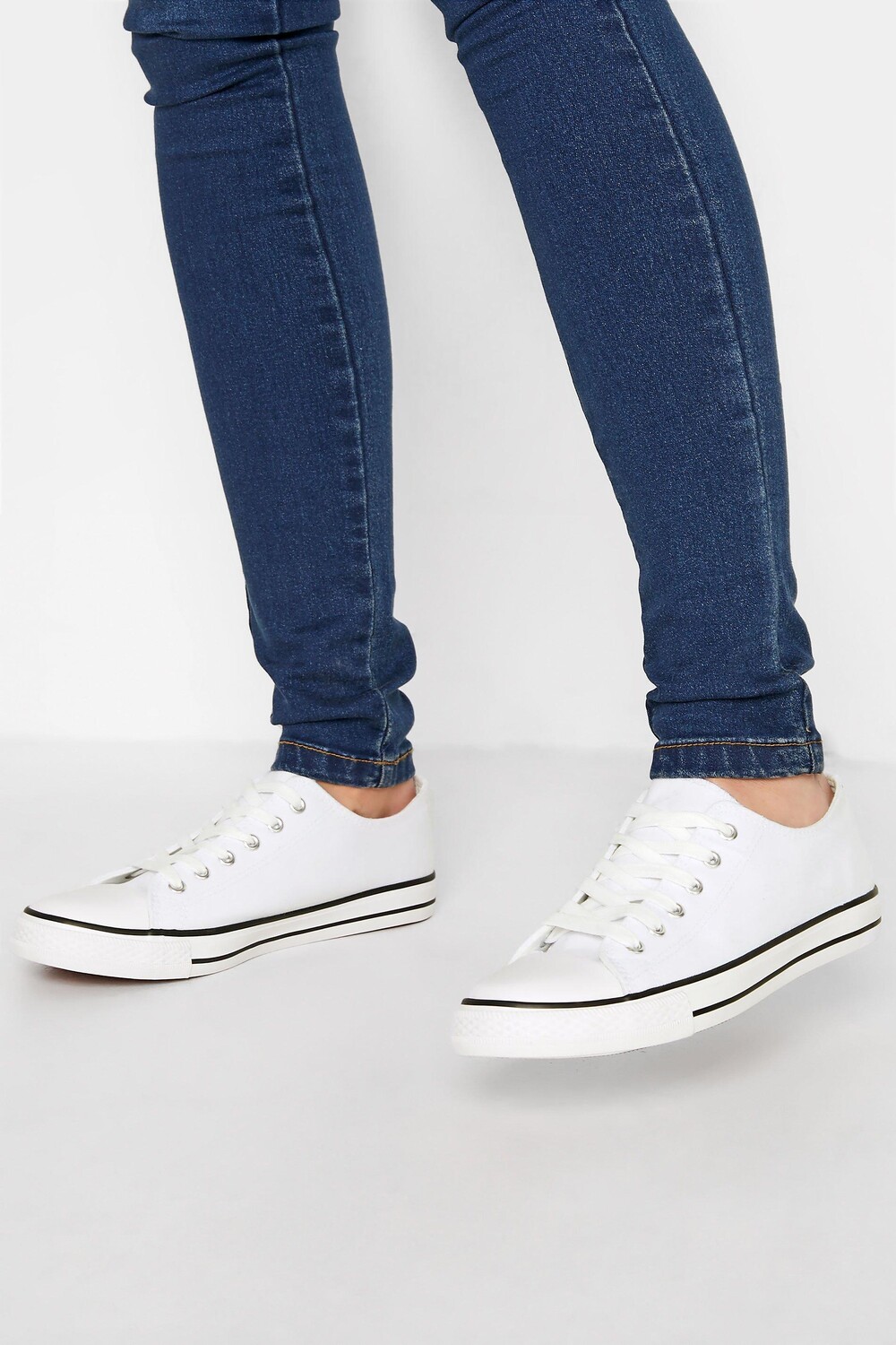 

Кроссовки Canvas Low Trainers Long Tall Sally, белый