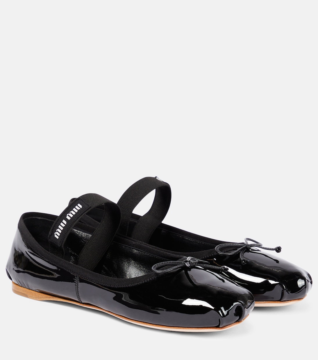 Балетки из лаковой кожи с логотипом Miu Miu, черный