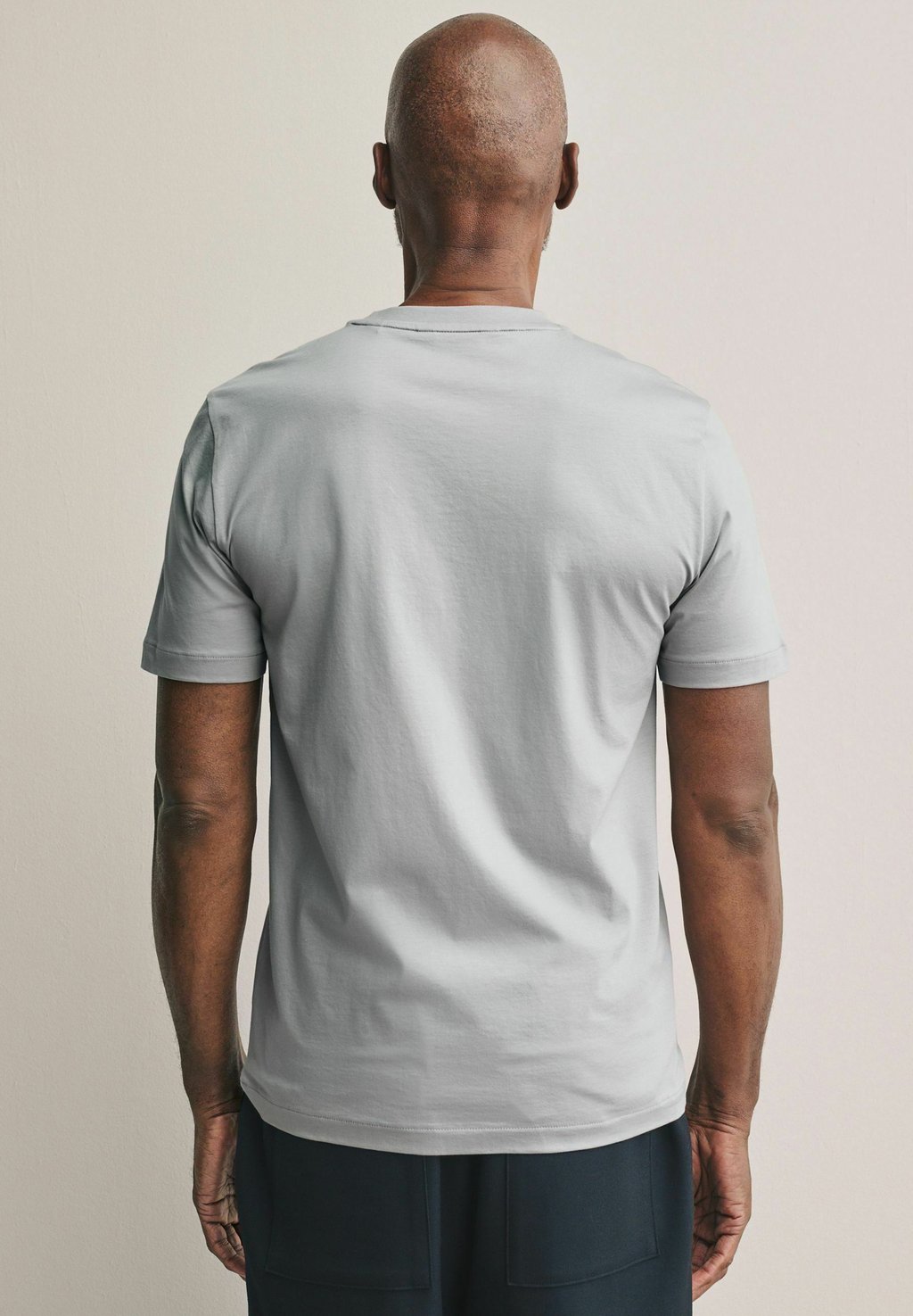 Базовая футболка SUPIMA CREW NECK Next, серый — фото 2