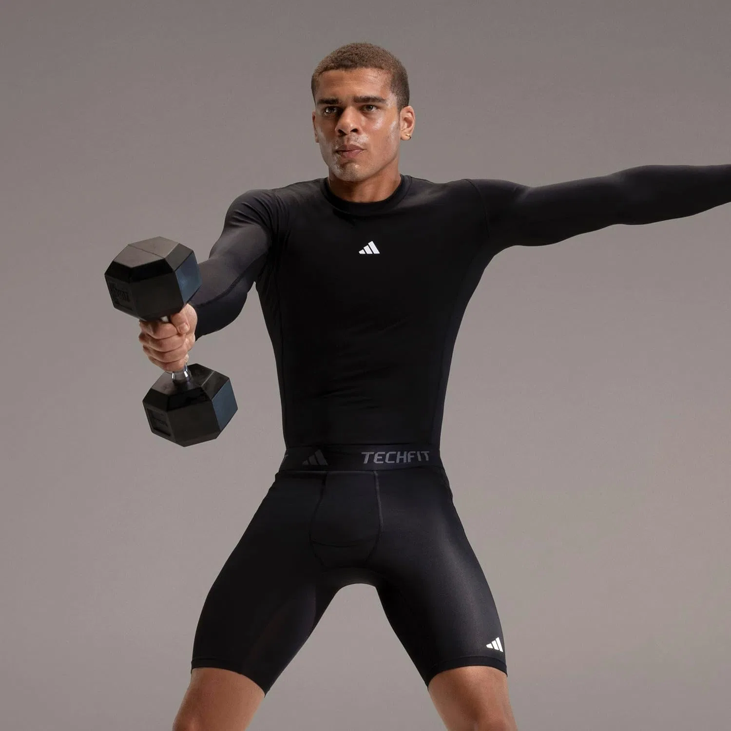 Мужская футболка для тренировок Adidas Techfit Compression с длинным рукавом, черный — фото 2