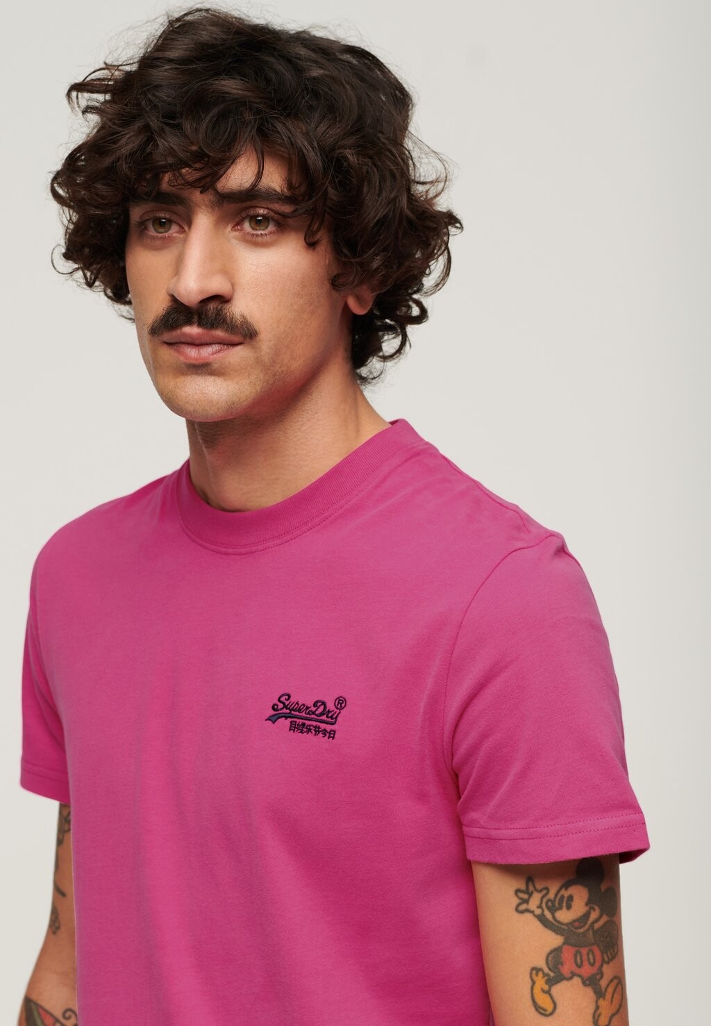Футболка базовая VINTAGE LOGO EMB Superdry, цвет echo pink — фото 3