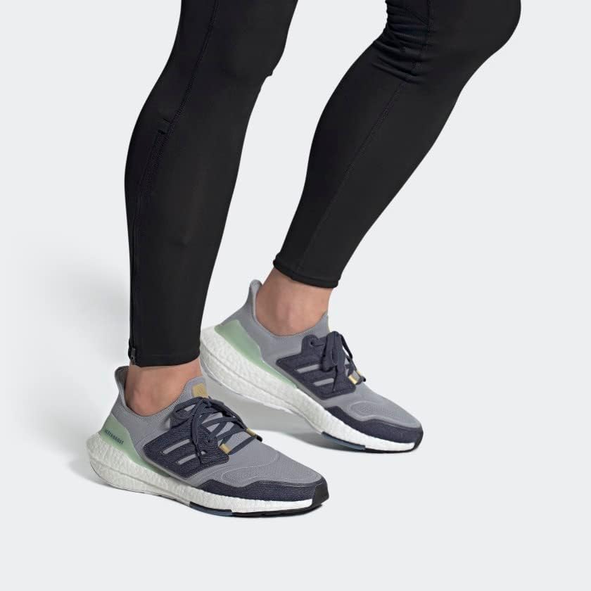 Мужские кроссовки Adidas Ultraboost 22 Heat.rdy для бега, серебристый/темно-синий/зеленый — фото 2