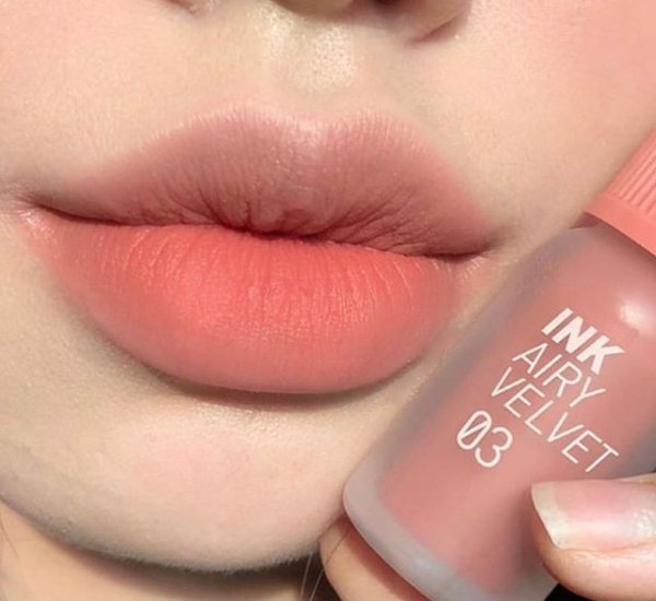 Peripera Ink Airy Velvet Lip Tint 003 Cartoon Coral / Тинт для губ в коралловом оттенке с сатиновым финишем — фото 4