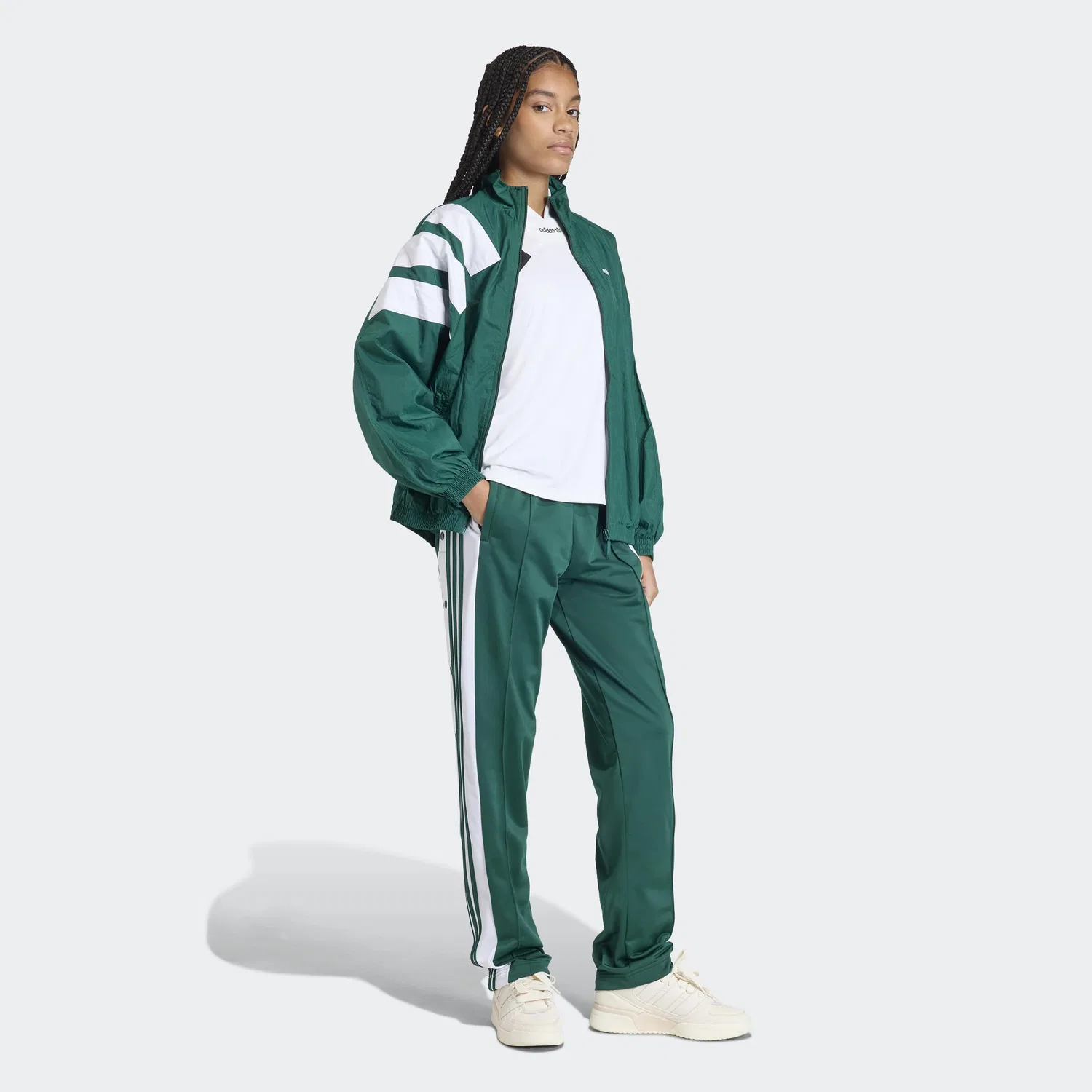 Свободные брюки Adidas Originals зеленого цвета — фото 3