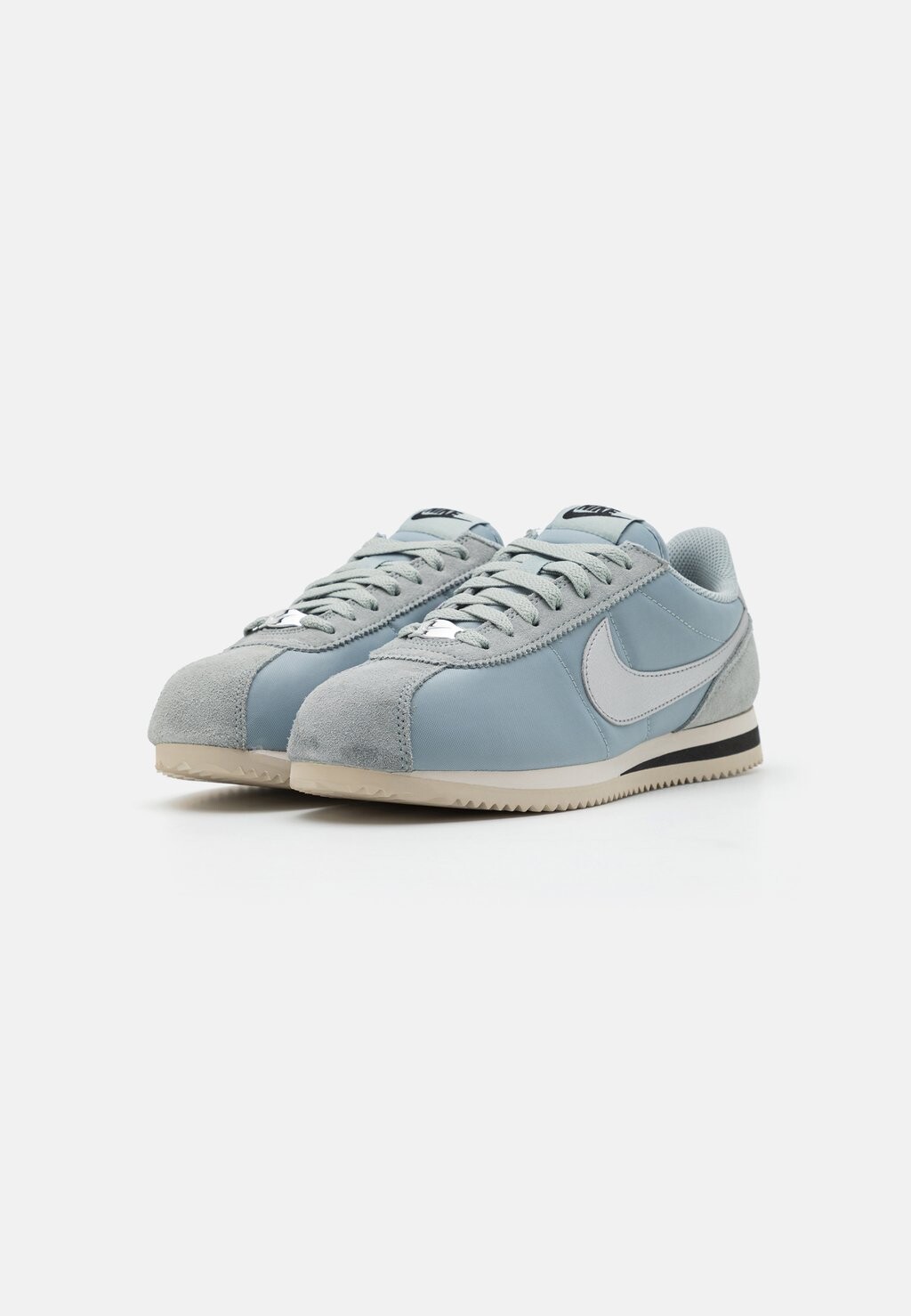 

Кроссовки на шнуровке CORTEZ Nike, черный