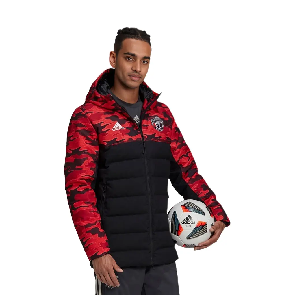 Пуховик Adidas Mufc Manchester United Camouflage Colorblock Sports hooded, черный/красный — фото 3