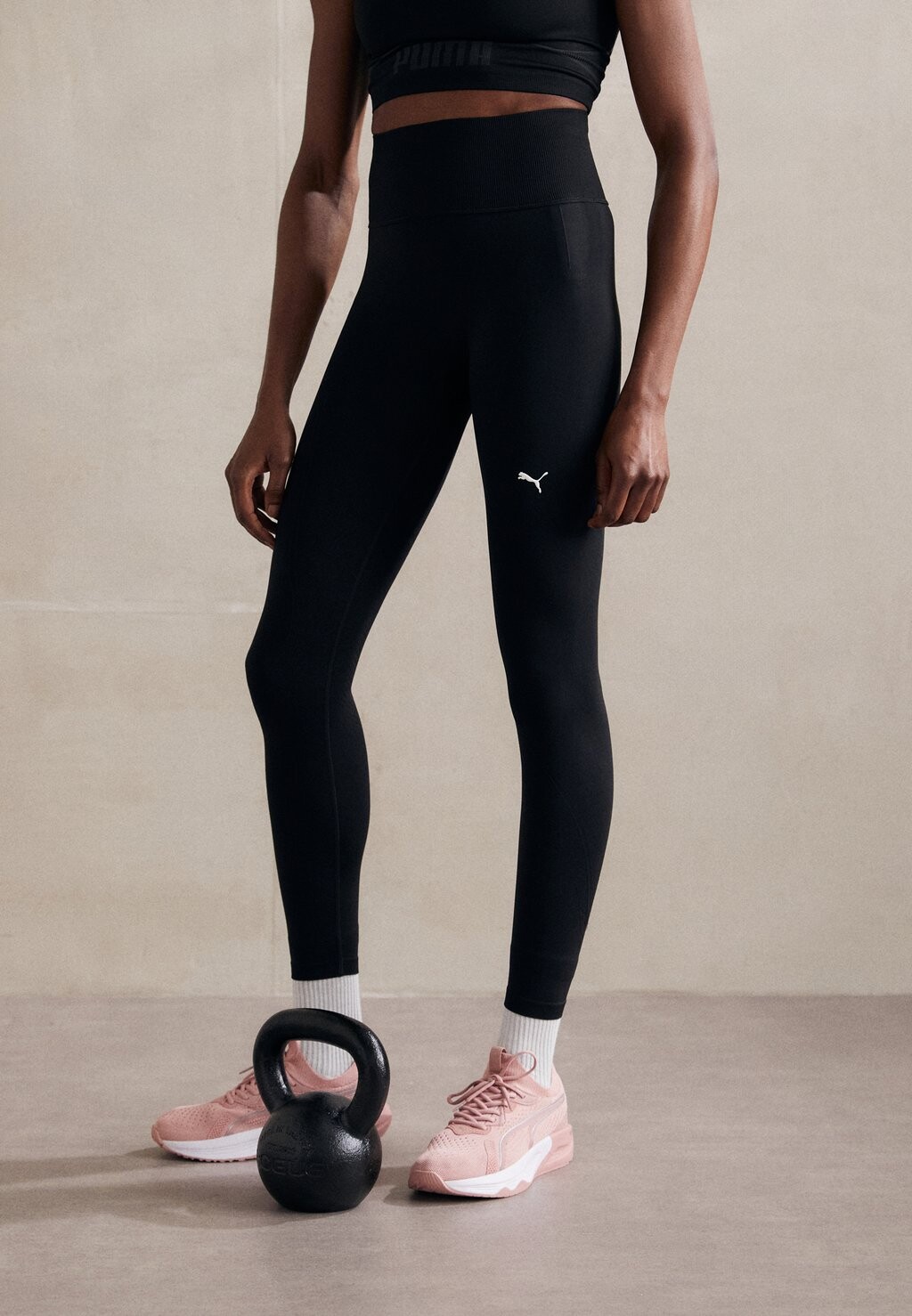 

Леггинсы SHAPELUXE SEAMLESS Puma, цвет black