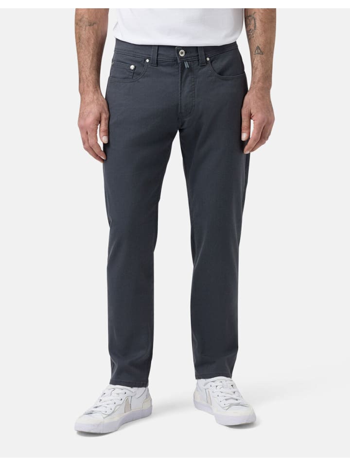 

Pierre Cardin Джинсы Lyon сужались к низу в стиле Magnet