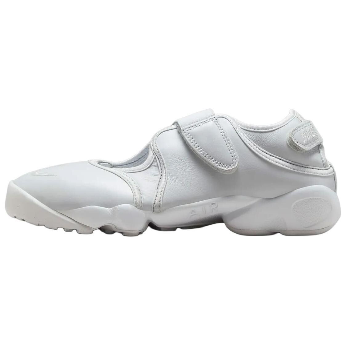 

Кроссовки Air Rift Lifestyle женские с низким верхом белого цвета Nike, белый