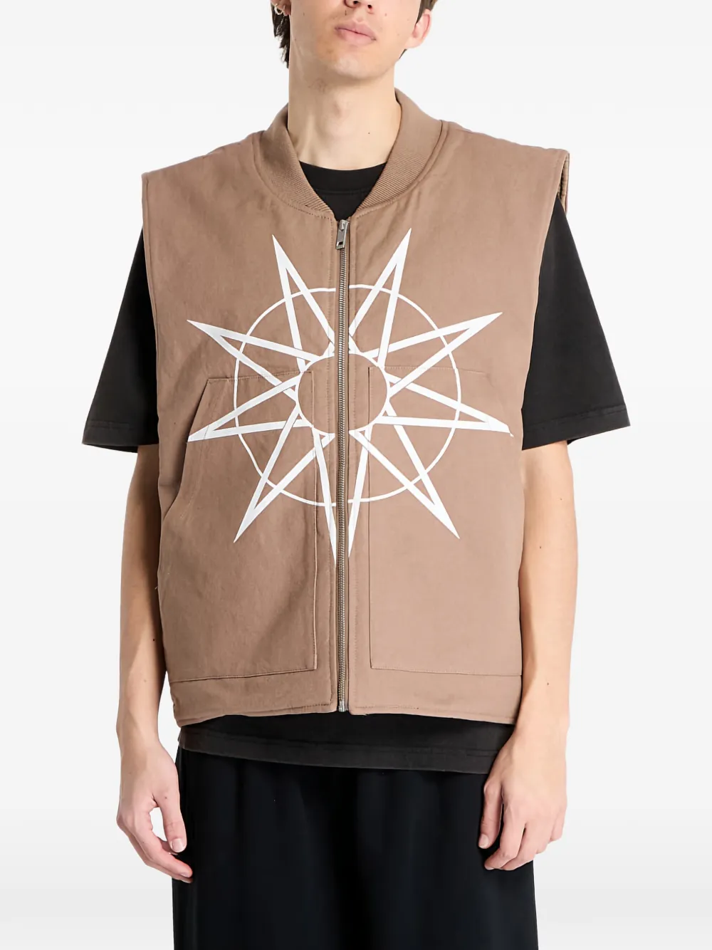 

Дутый жилет из коллаборации с Slipknot Pleasures, коричневый