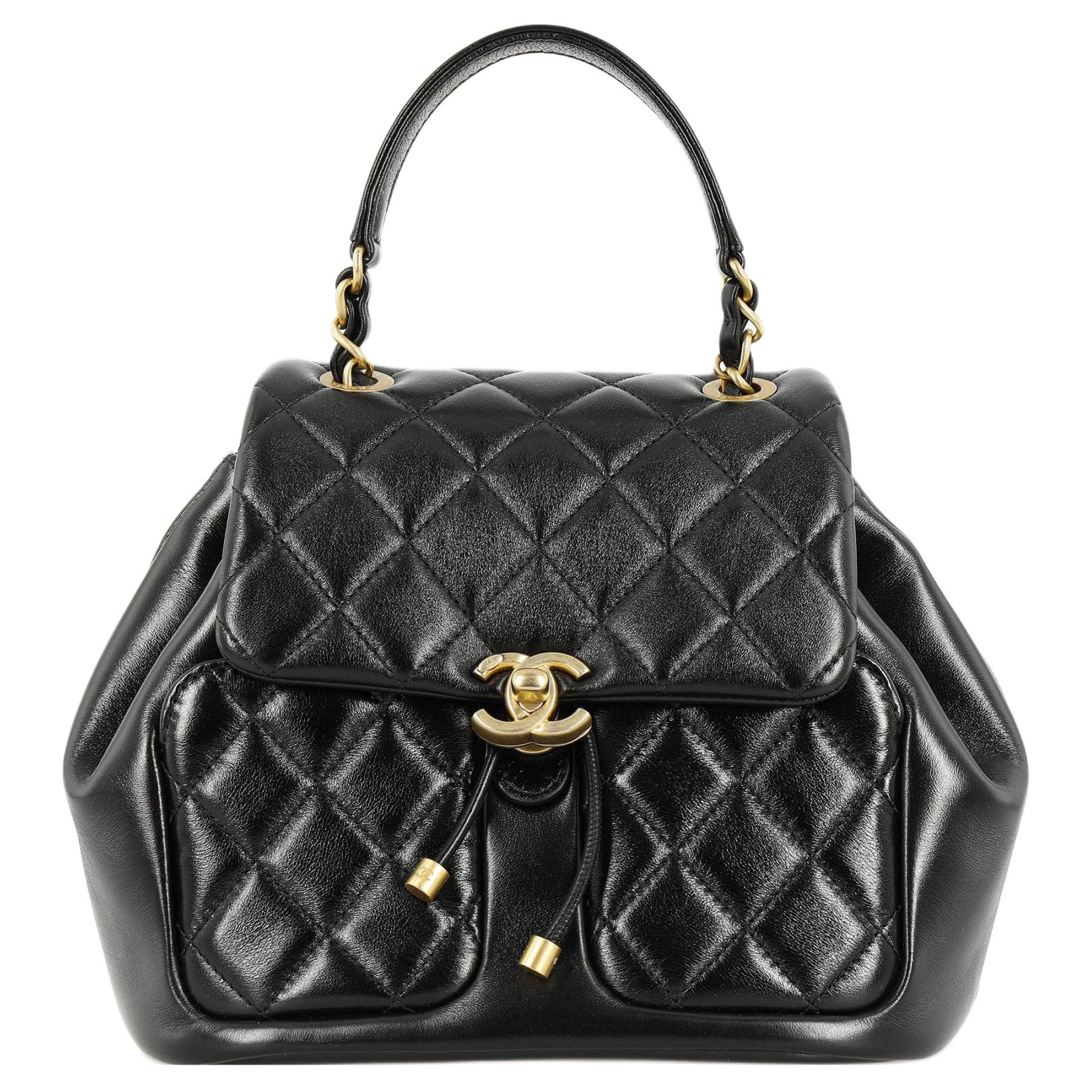 

CHANEL Женский черный рюкзак из овчины