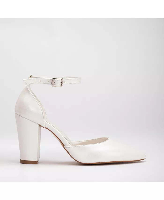 Женские туфли Gisele на закрытом мысе с квадратным каблуком Forever & Always Shoes, белый