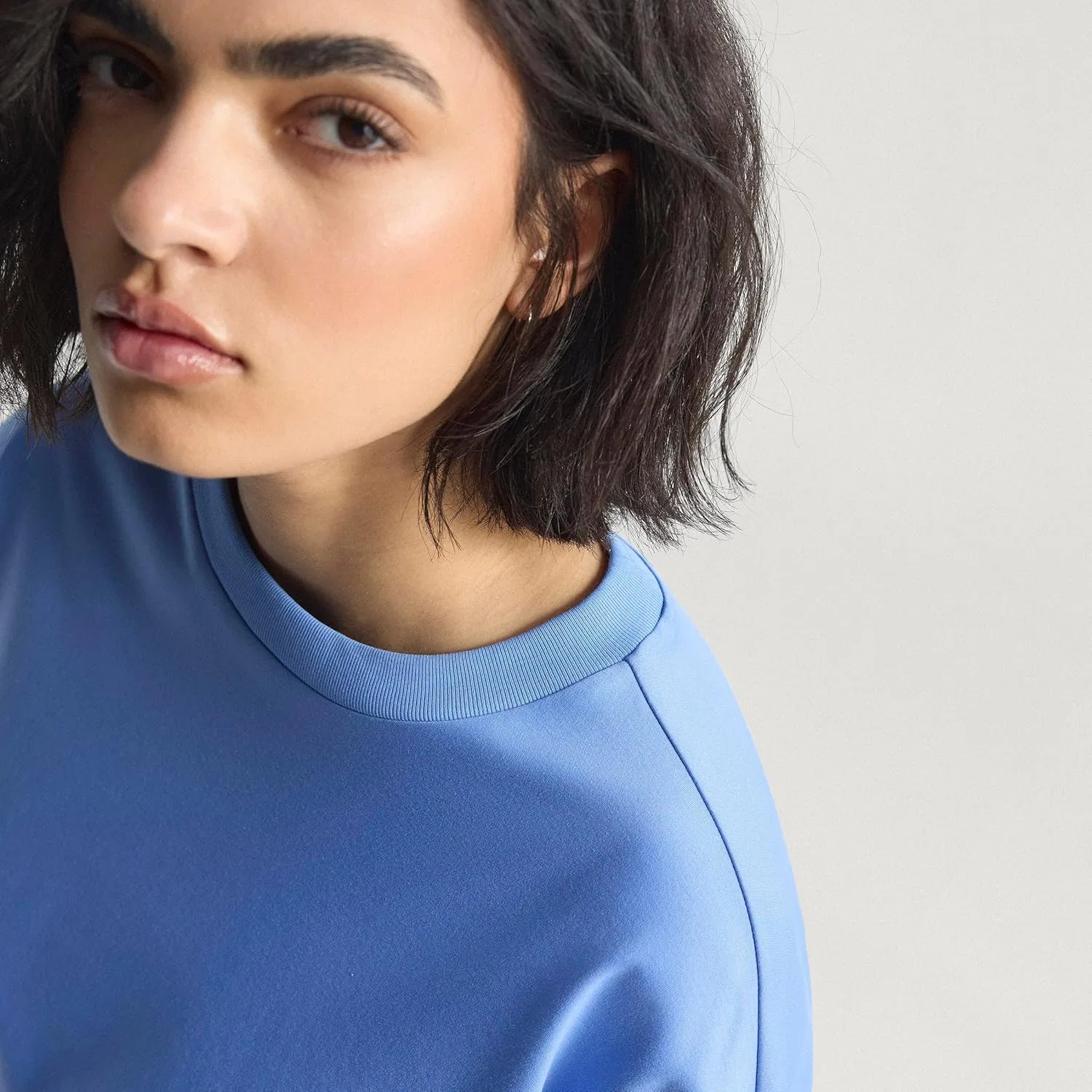 Футболка женская adidas All Szn Soft Lux Loose, Blue Fusion — фото 4