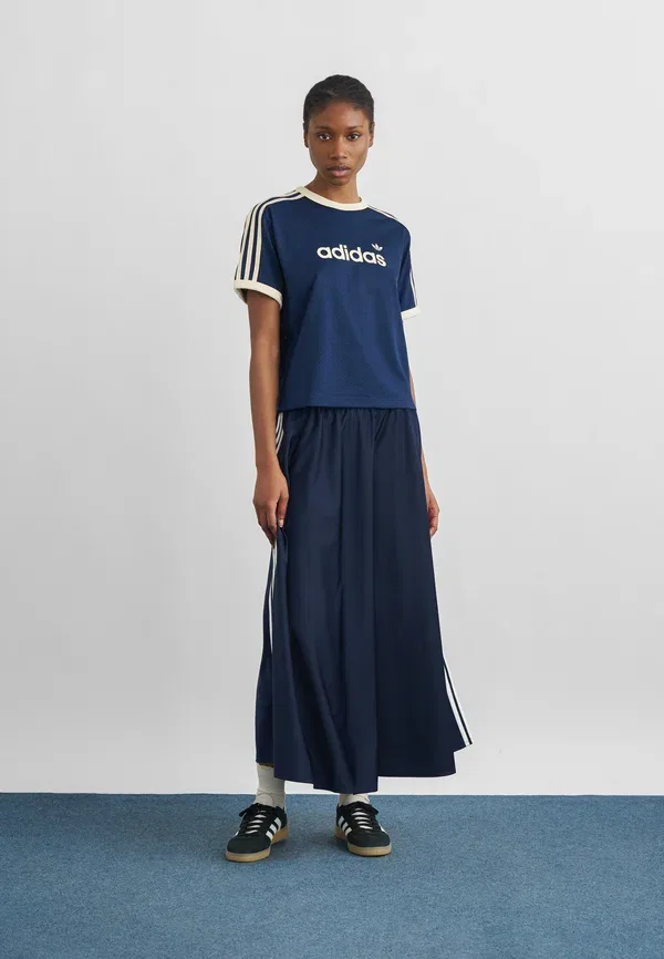 Футболка с принтом Adidas Originals, ночной индиго/теплый ваниль — фото 2