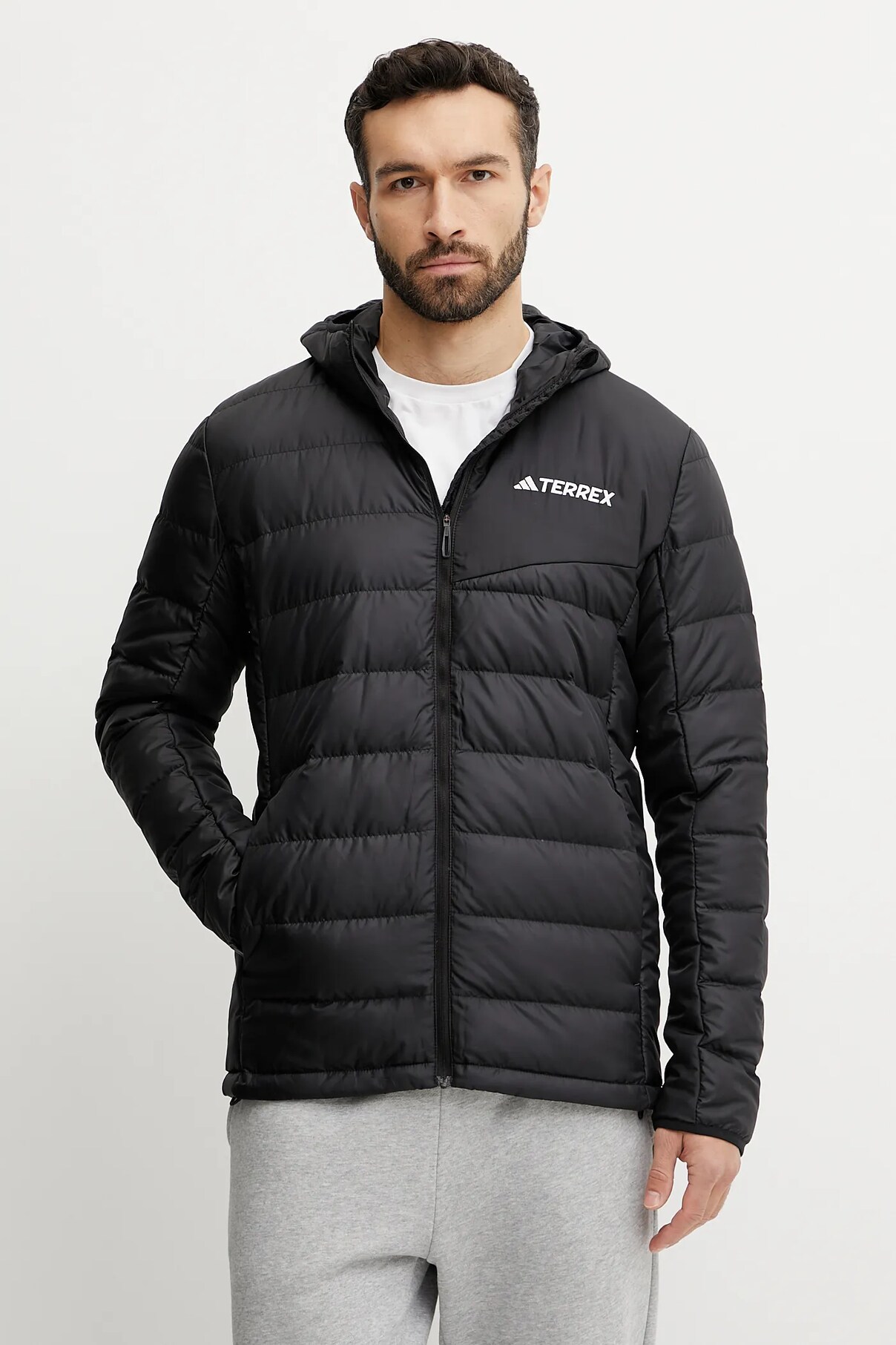 

Куртка adidas TERREX, черный