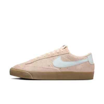 

Кроссовки Nike Blazer Low '77 Vintage, цвет Crimson Tint/Gum Light Brown/Team Orange/Glacier Blue