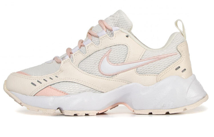 

Женская обувь Nike Air Heights Lifestyle