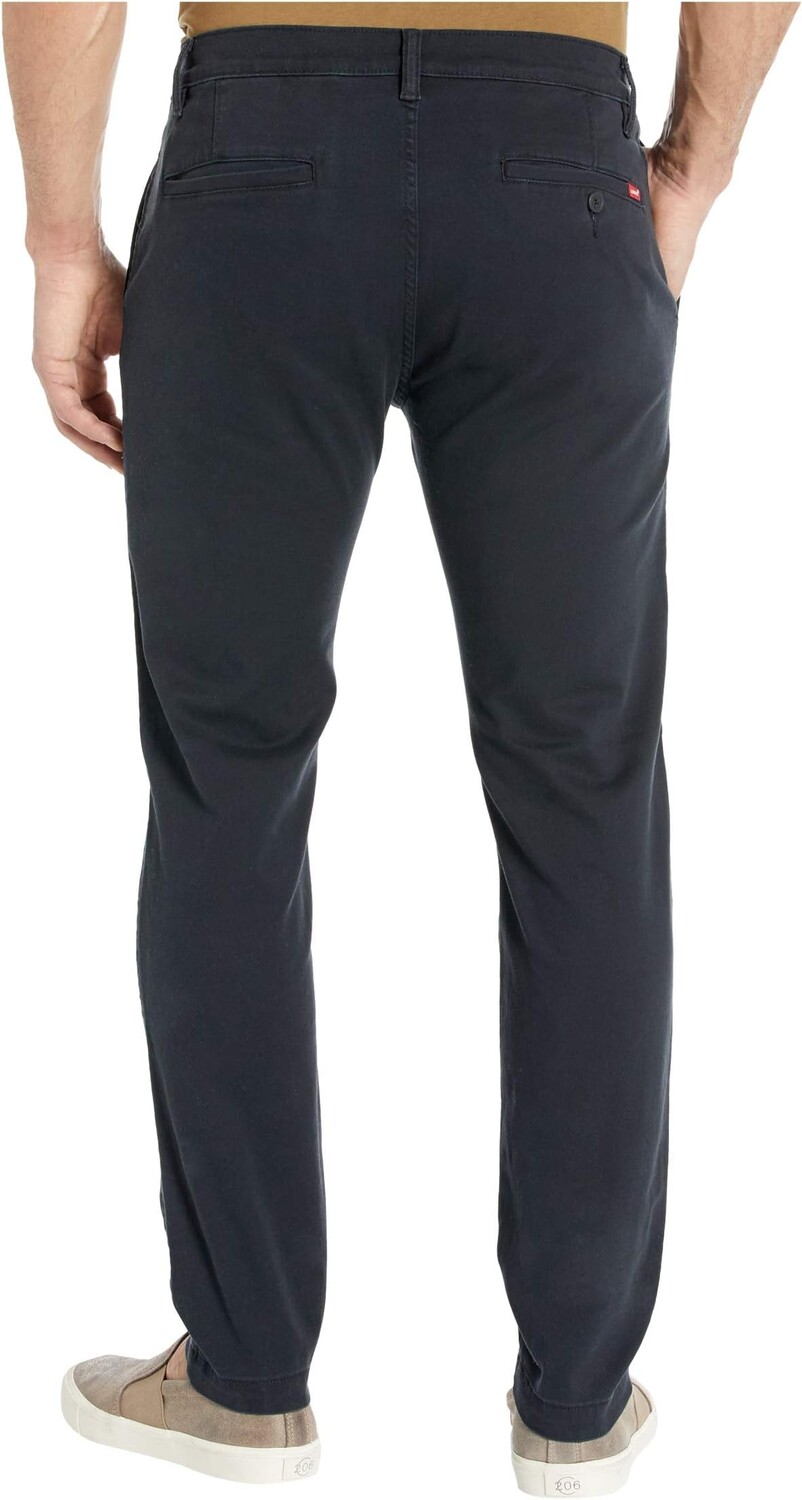 XX Стандартные зауженные брюки-чинос Levi's, цвет Mineral Black Stretch Twill — фото 3