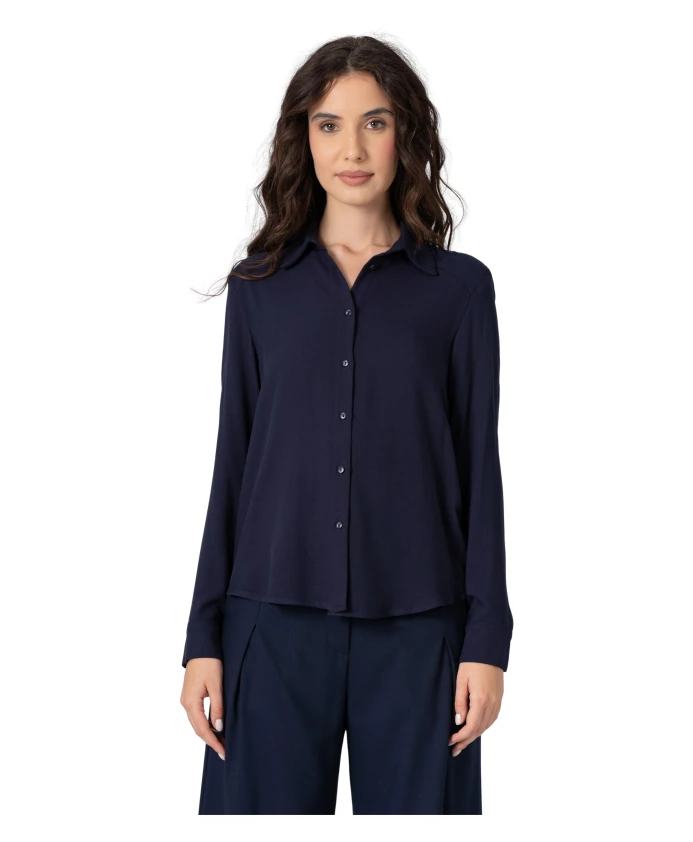 

Повседневная блузка с застежкой на пуговицы и закругленным низом. Kocca, синий
