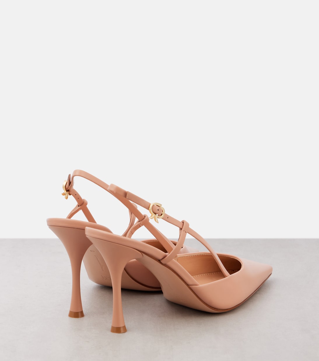Кожаные туфли-лодочки Ascent 85 с ремешком на пятке Gianvito Rossi, Peach — фото 2