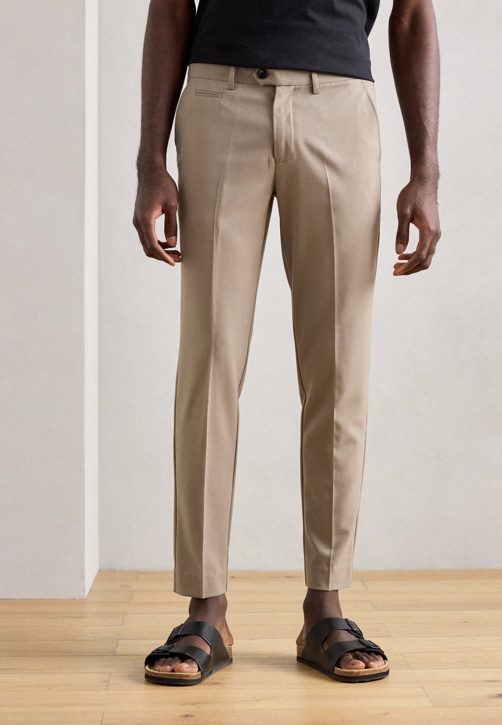 

Брюки CLUB PANTS Lindbergh, серый