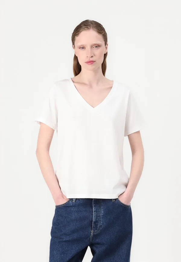 Гладкая футболка с v-образным вырезом, базовая футболка Calvin Klein, Bright White — фото 4