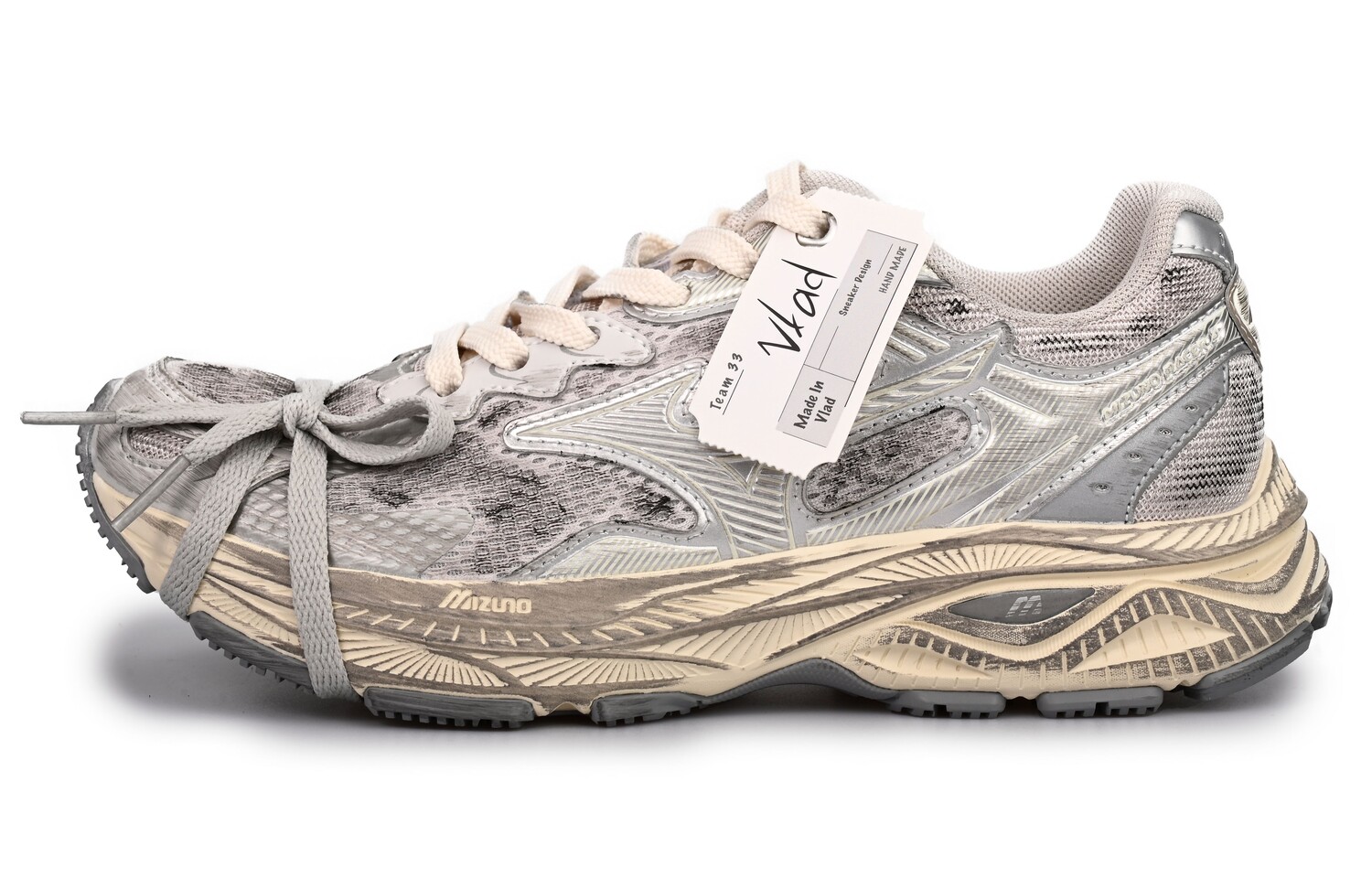 

Кроссовки Racer S унисекс с низким верхом серебристо-серые Mizuno, Серый, Кроссовки Racer S унисекс с низким верхом серебристо-серые Mizuno