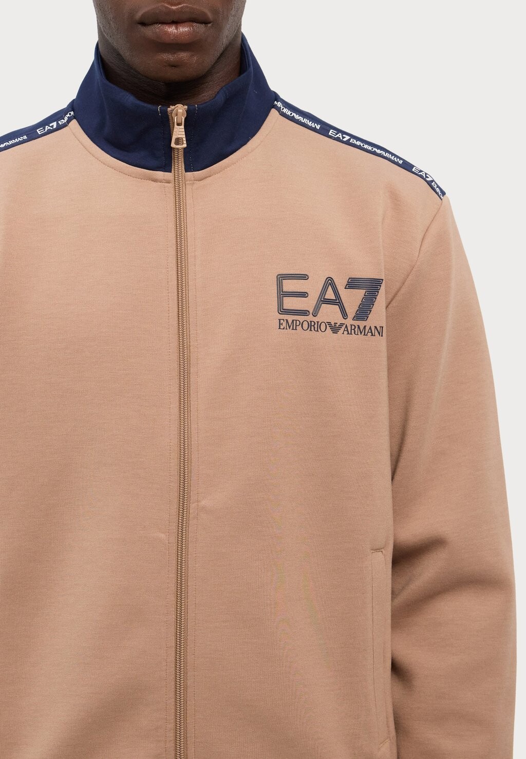 

Толстовка FELPA EA7 Emporio Armani, бежевый