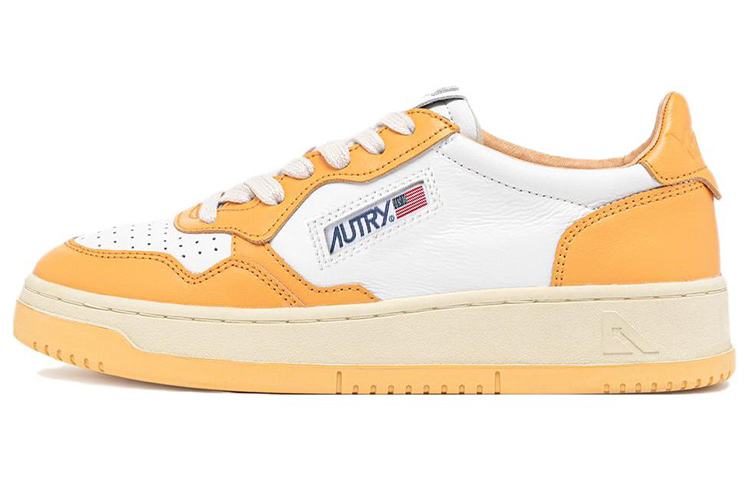 

Кроссовки AUTRY Action Medalist Low-top Sneakers, цвет Orange