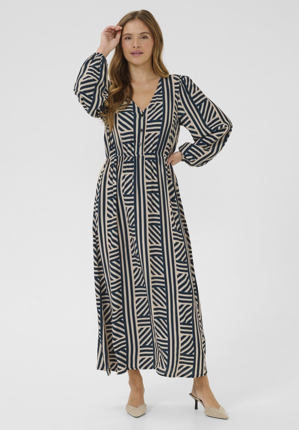 

Платье макси ESTELLE PRINTED Kaffe, песочный