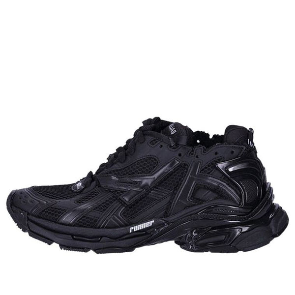 

Кроссовки runner sneakers 'matte black mesh and nylon' Balenciaga, черный