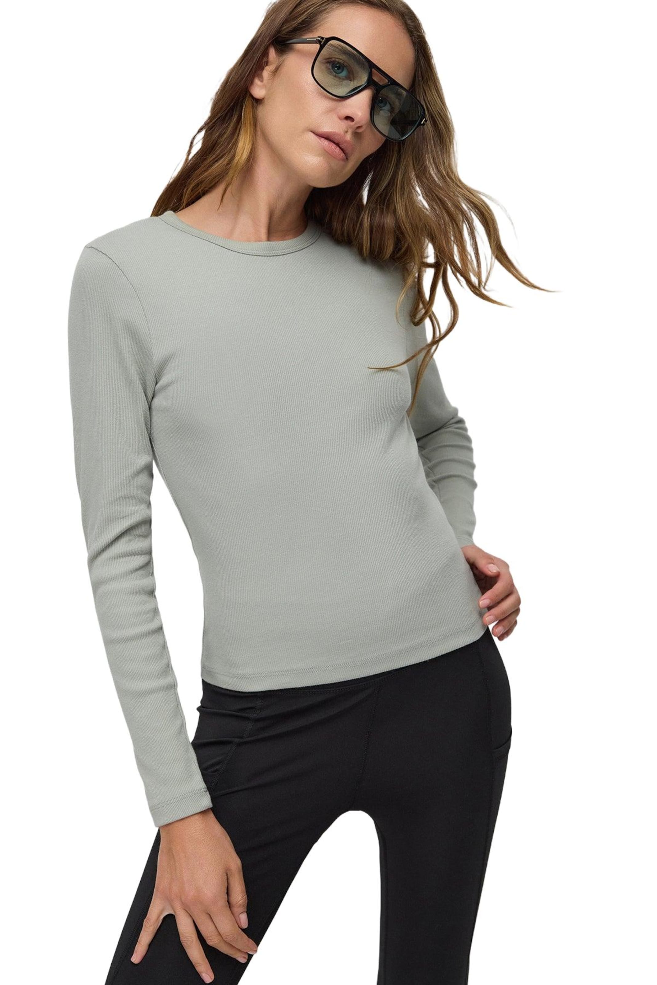 

No Matter What Лонгслив в пастельно-зеленом цвете