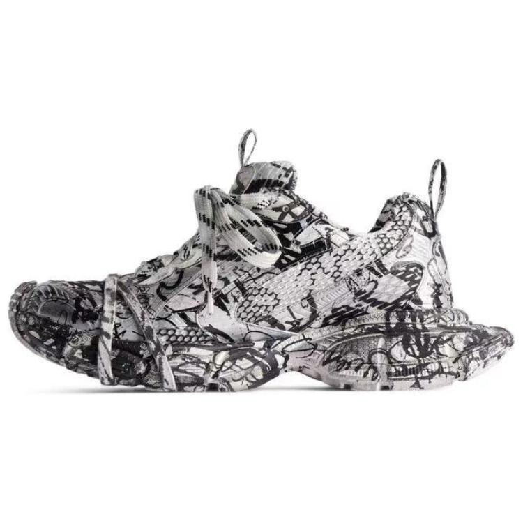

Кроссовки Balenciaga 3XL Chunky Sneakers, черный