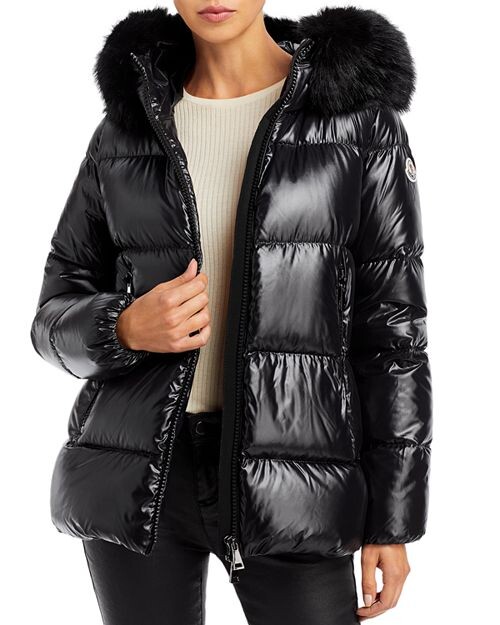 

Короткая парка Laiche Moncler, цвет Black