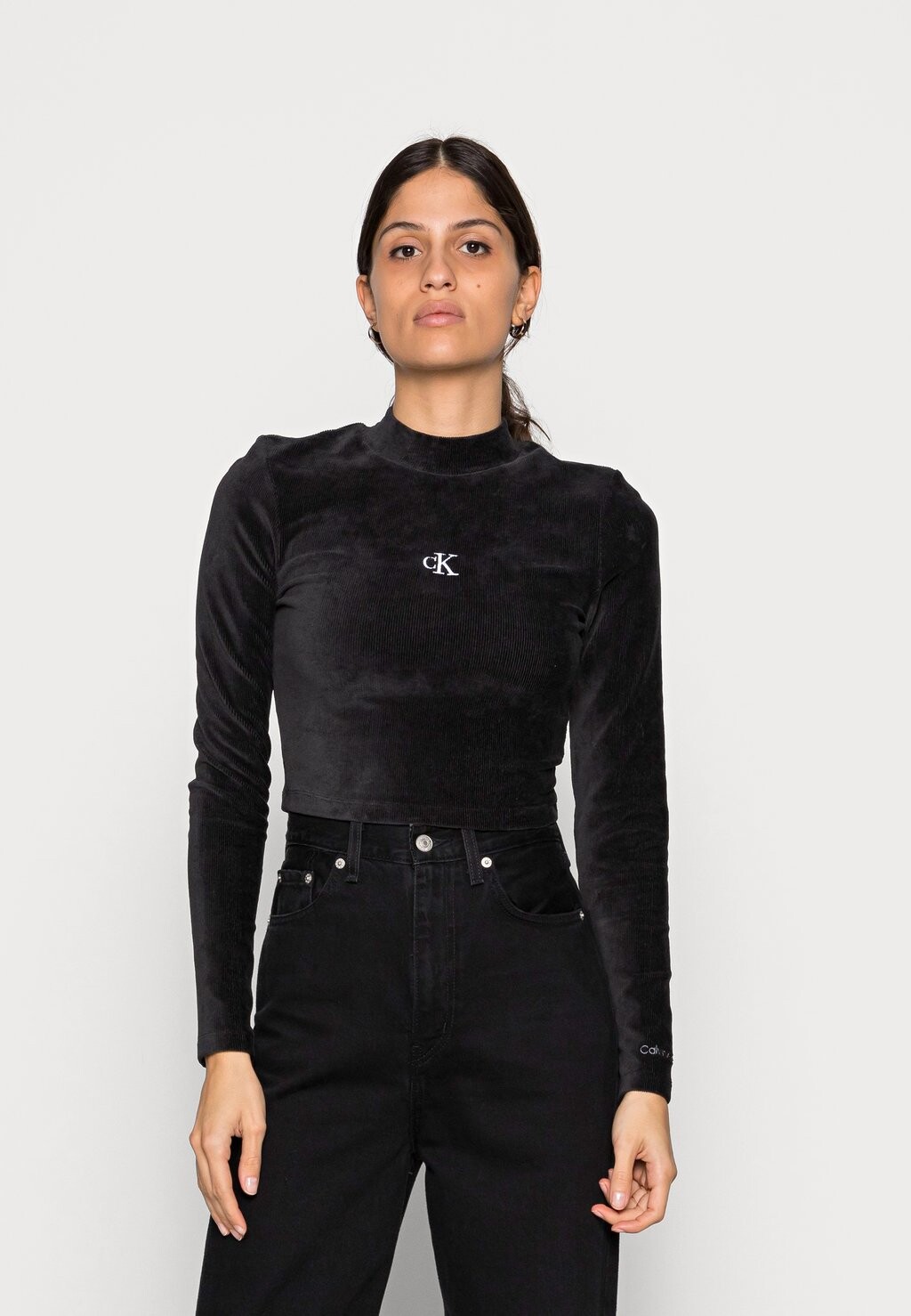 

Футболка с длинным рукавом LONG SLEEVE Calvin Klein Jeans, черная, Черный, Футболка с длинным рукавом LONG SLEEVE Calvin Klein Jeans, черная