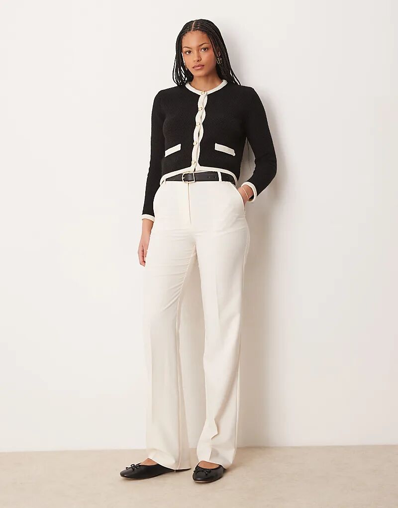 

ASOS DESIGN Высокие узкие брюки прямого кроя кремового цвета