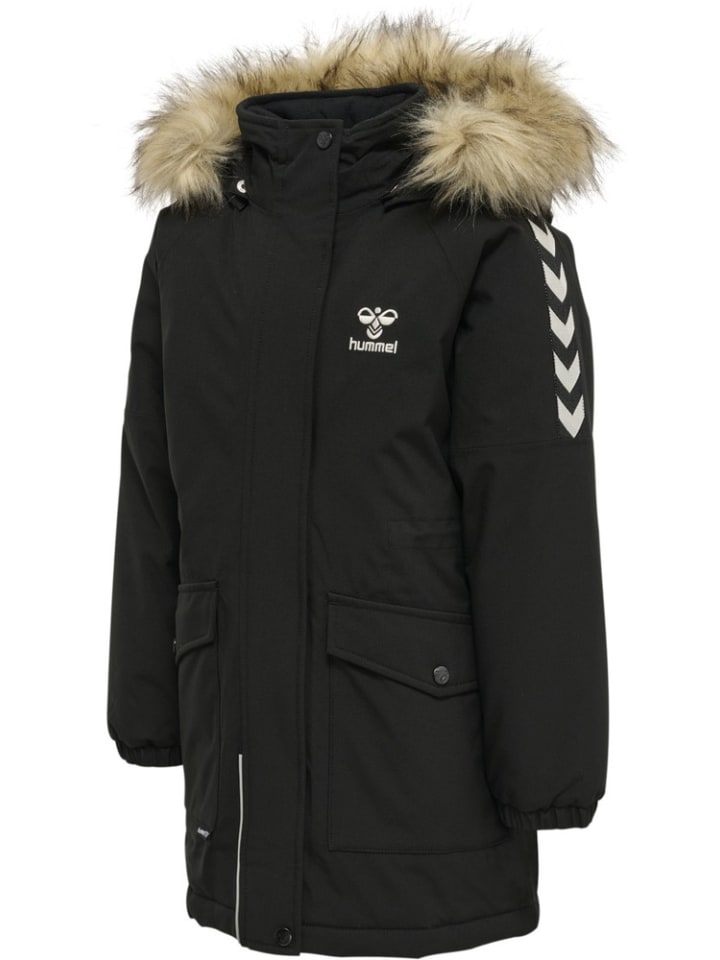 

Детская зимняя куртка черного цвета Hummel