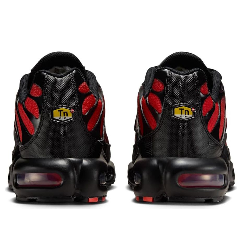Кроссовки Nike Air Max Plus 'Black Noble Red' — фото 3