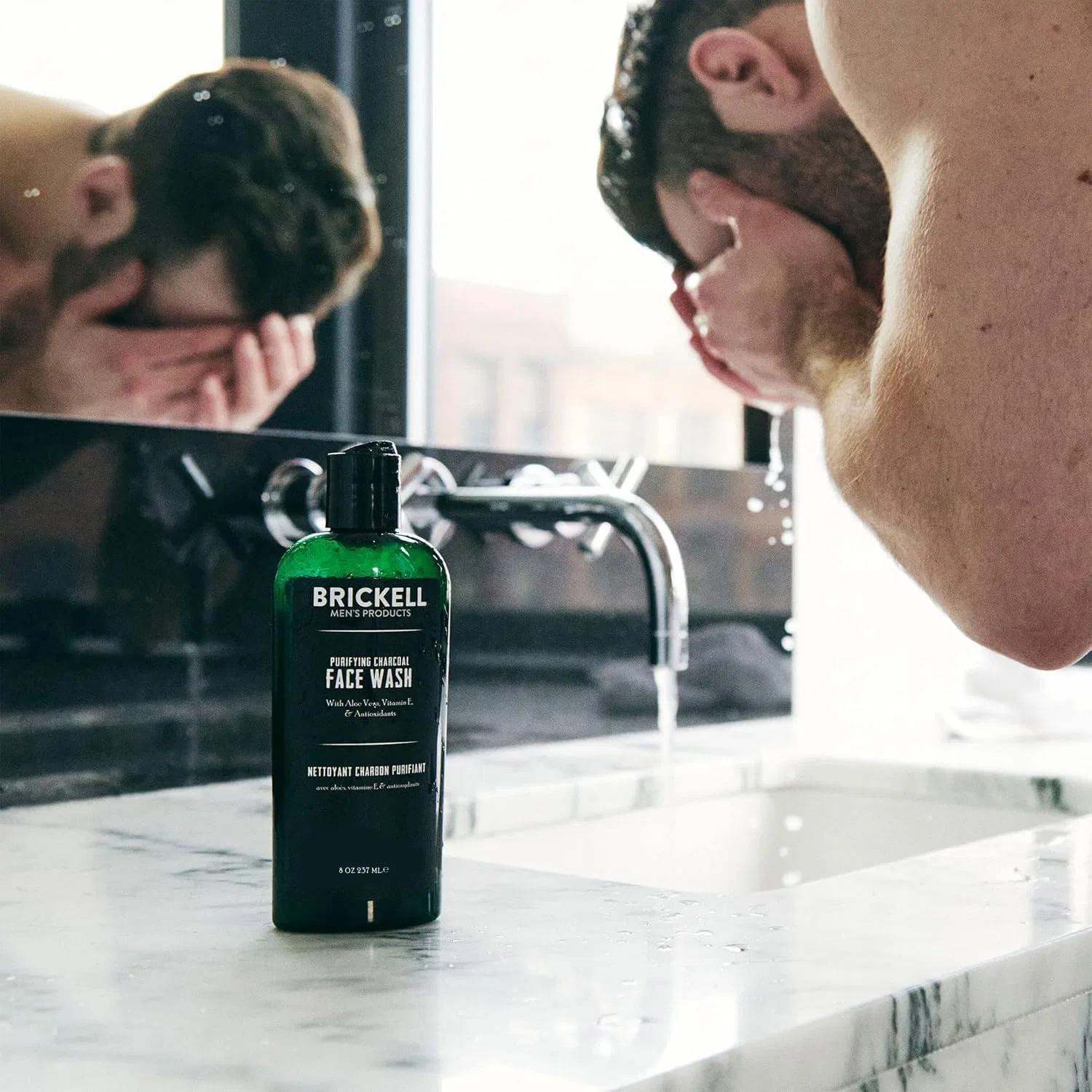 Гель для умывания с активированным углем Brickell Men’s Products, 237 мл — фото 4