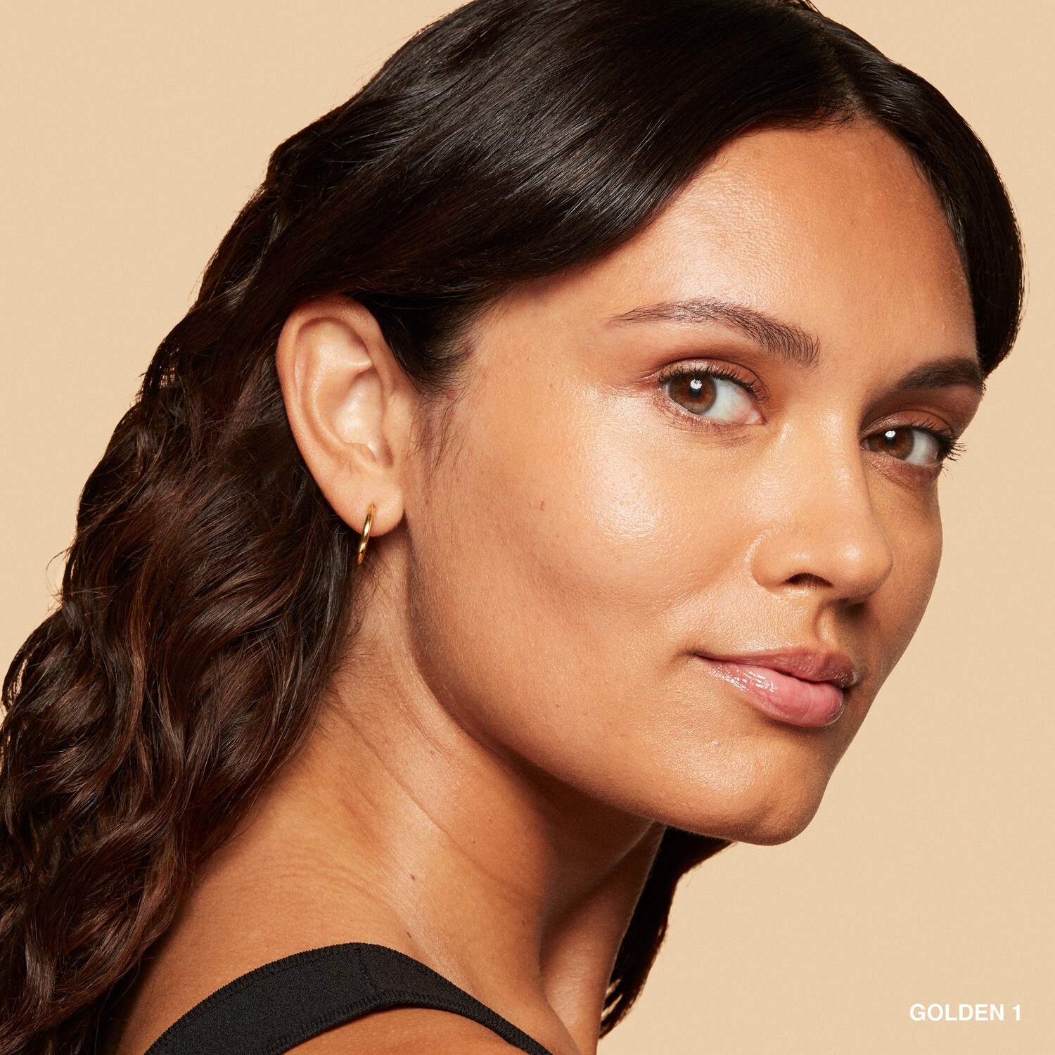 Корректор vitamin enriched skin tint Bobbi Brown, 1 - golden, объем 50 мл — фото 3