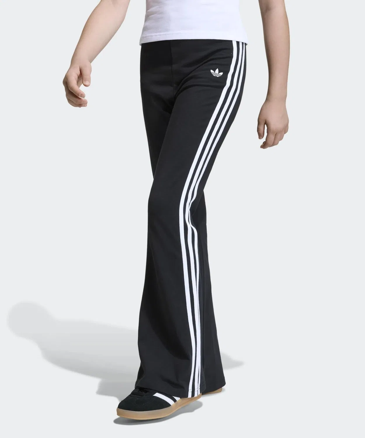 Фларе леггинсы с тремя полосками adidas Originals, черные