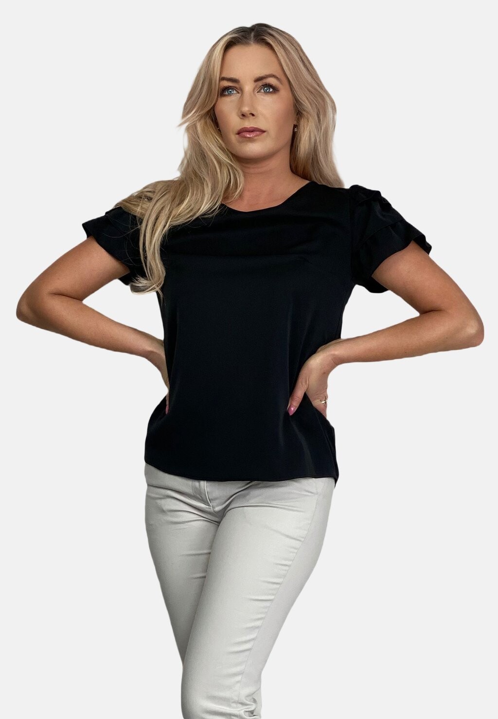 

Блузка WITH FRILLS ON THE SLEEVES REGINA FASHION, цвет black
