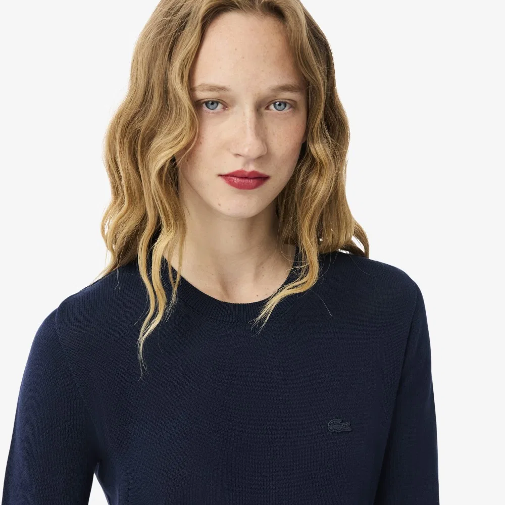 Свитер Lacoste женский тёмно-синий с круглым вырезом — фото 2