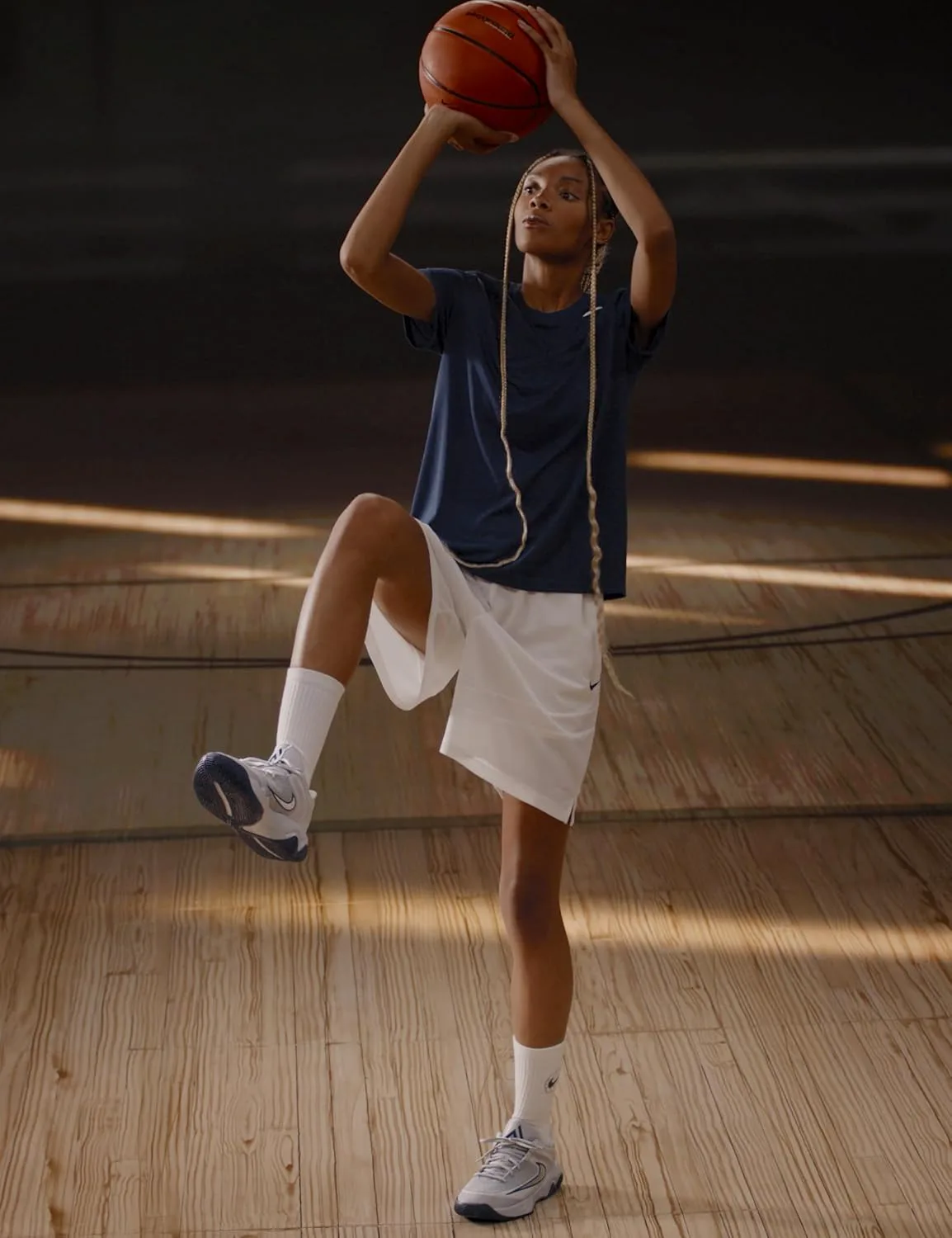 Кроссовки для баскетбола Nike Giannis Immortality 4 для взрослых унисекс, серый/металлик платиновый/платиновый — фото 2