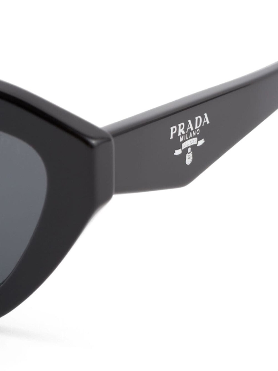 Prada Eyewear солнцезащитные очки в оправе «кошачий глаз» с изогнутыми линзами, черный — фото 4
