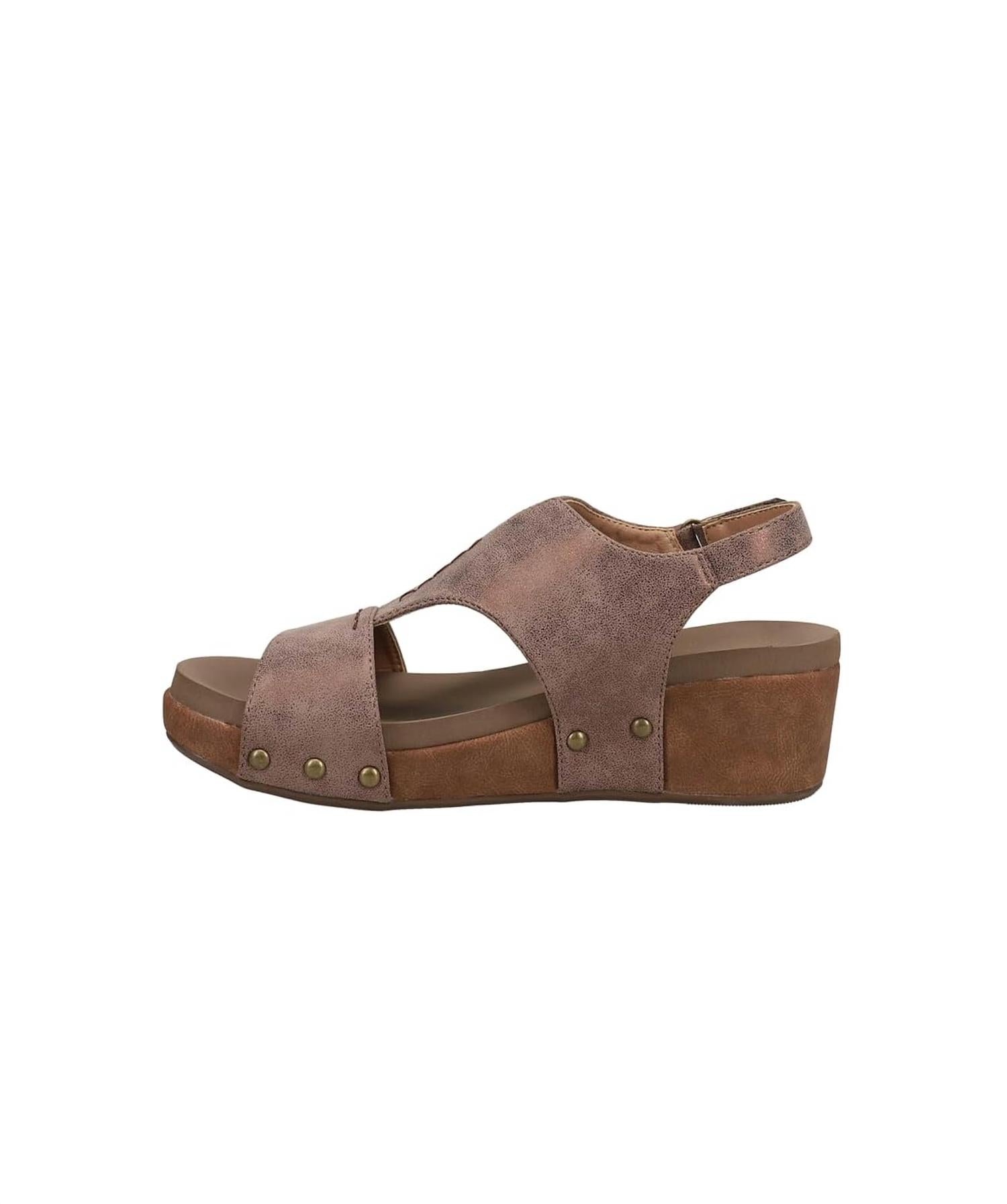 Женские освежающие босоножки на танкетке бронзового цвета Corkys Footwear, цвет bronze — фото 2